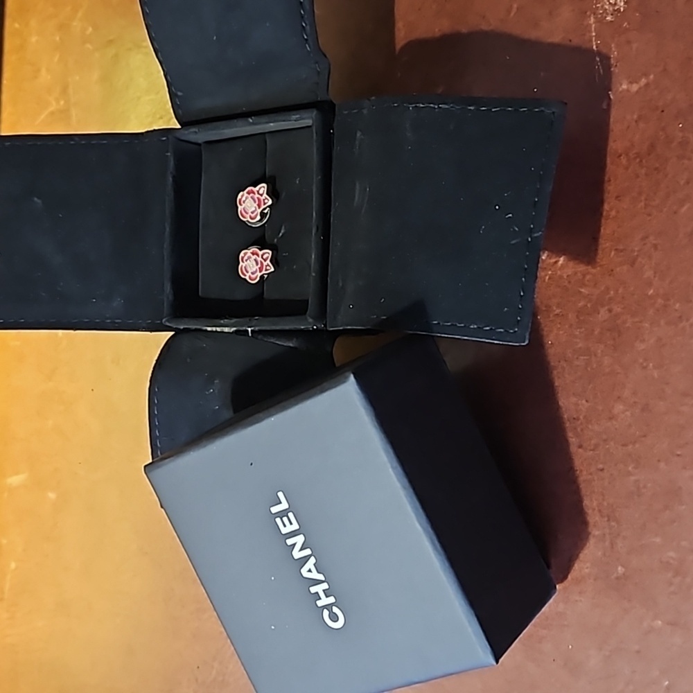 Chanel Camellia Pierced Earrings Gold Red Pink 05P - Picture 2 of 4